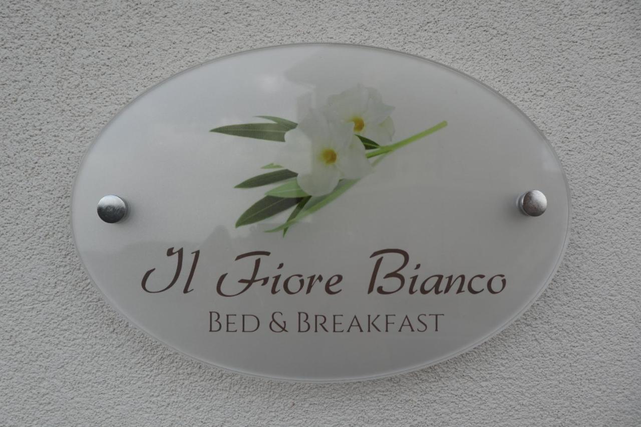 Il Fiore Bianco Capo dʼOrlando Exterior foto